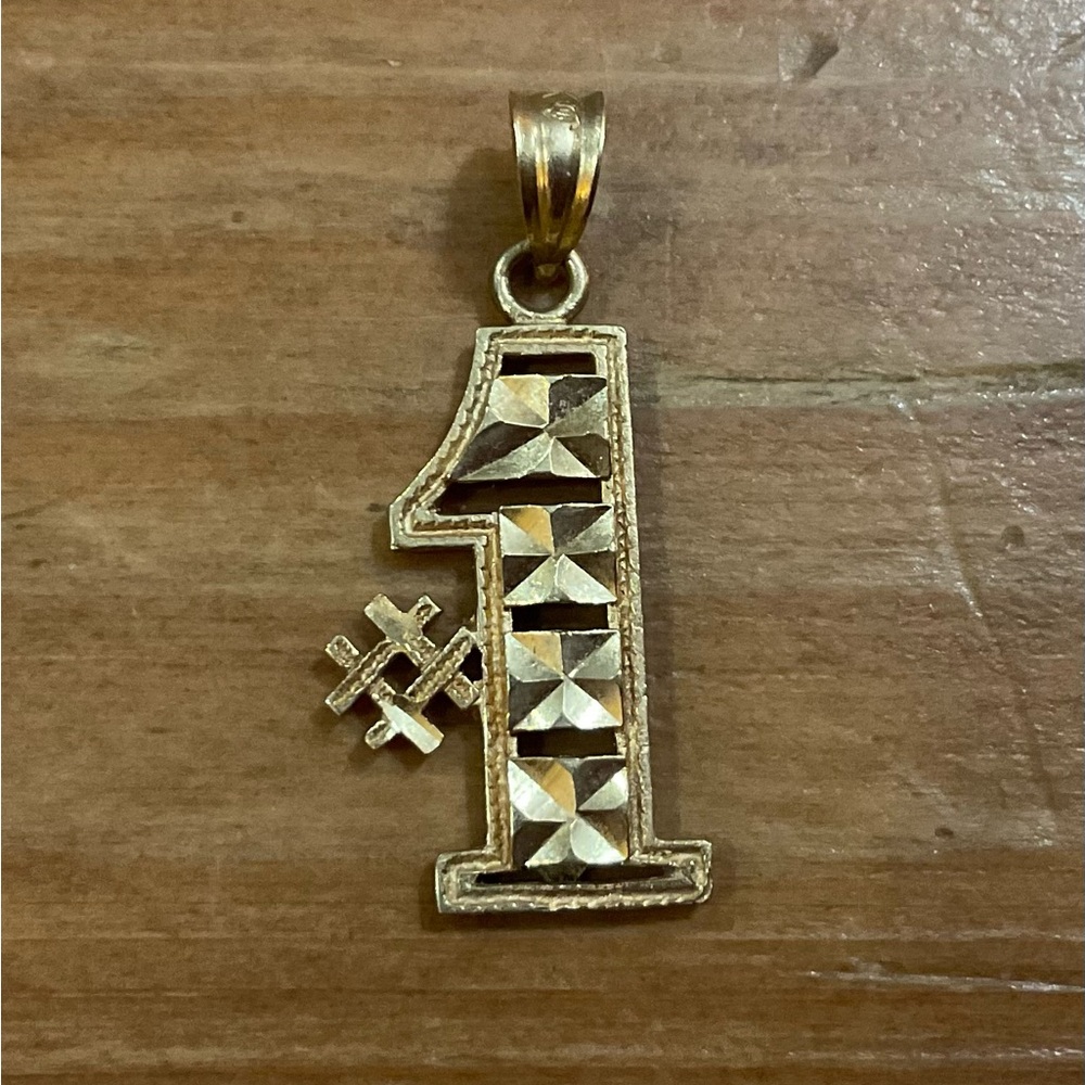 Beverly Hills Gold: #1 14k yellow gold charm/pendant vintage 4 squares diamond.
